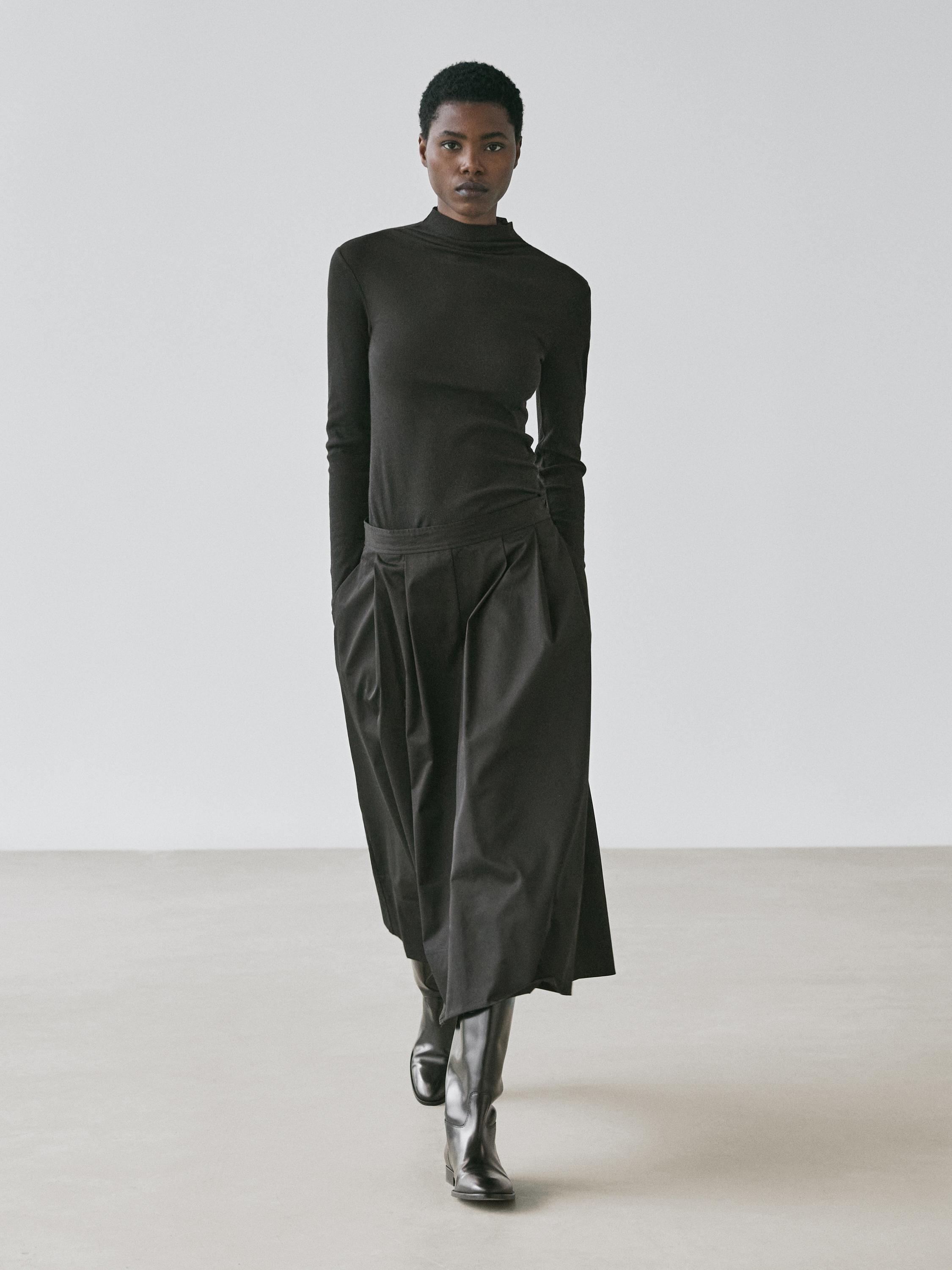 Ribbed long sleeve cotton T-shirt